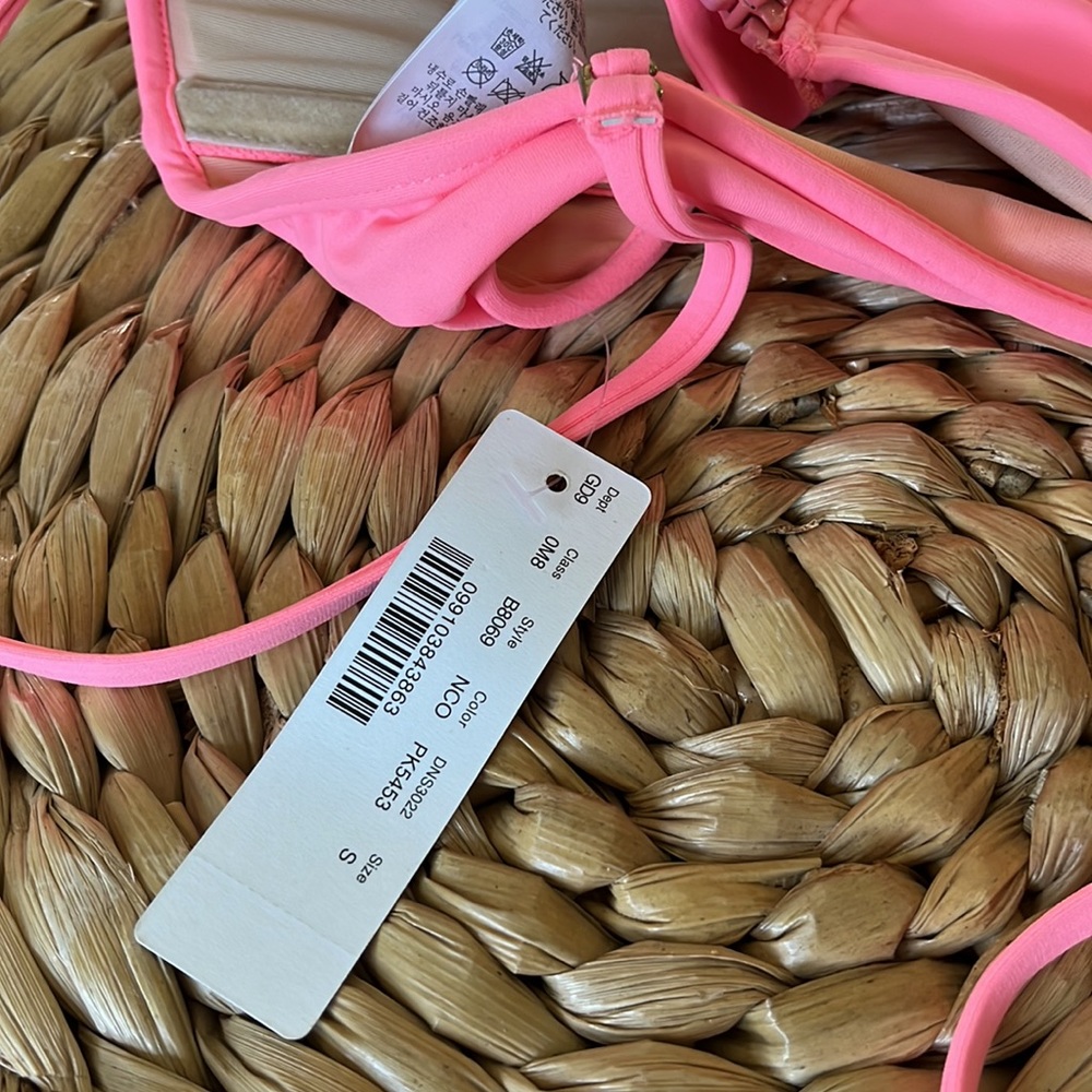 Jcrew Bathing Suit Top 👙 - Picture 4 of 4